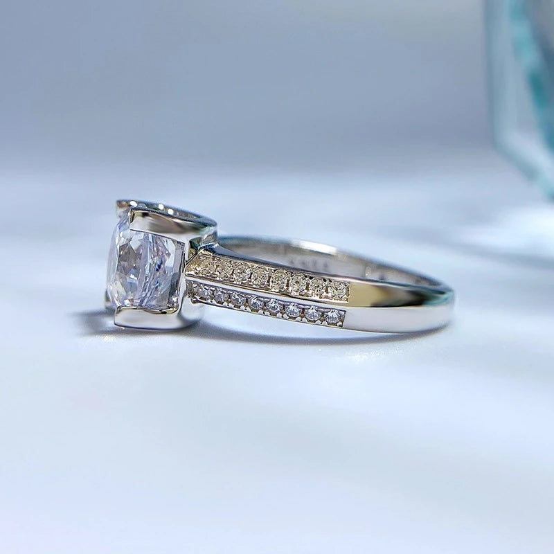 Round Engagement Ring 8.0mm 925 Silver High Carbon Diamond