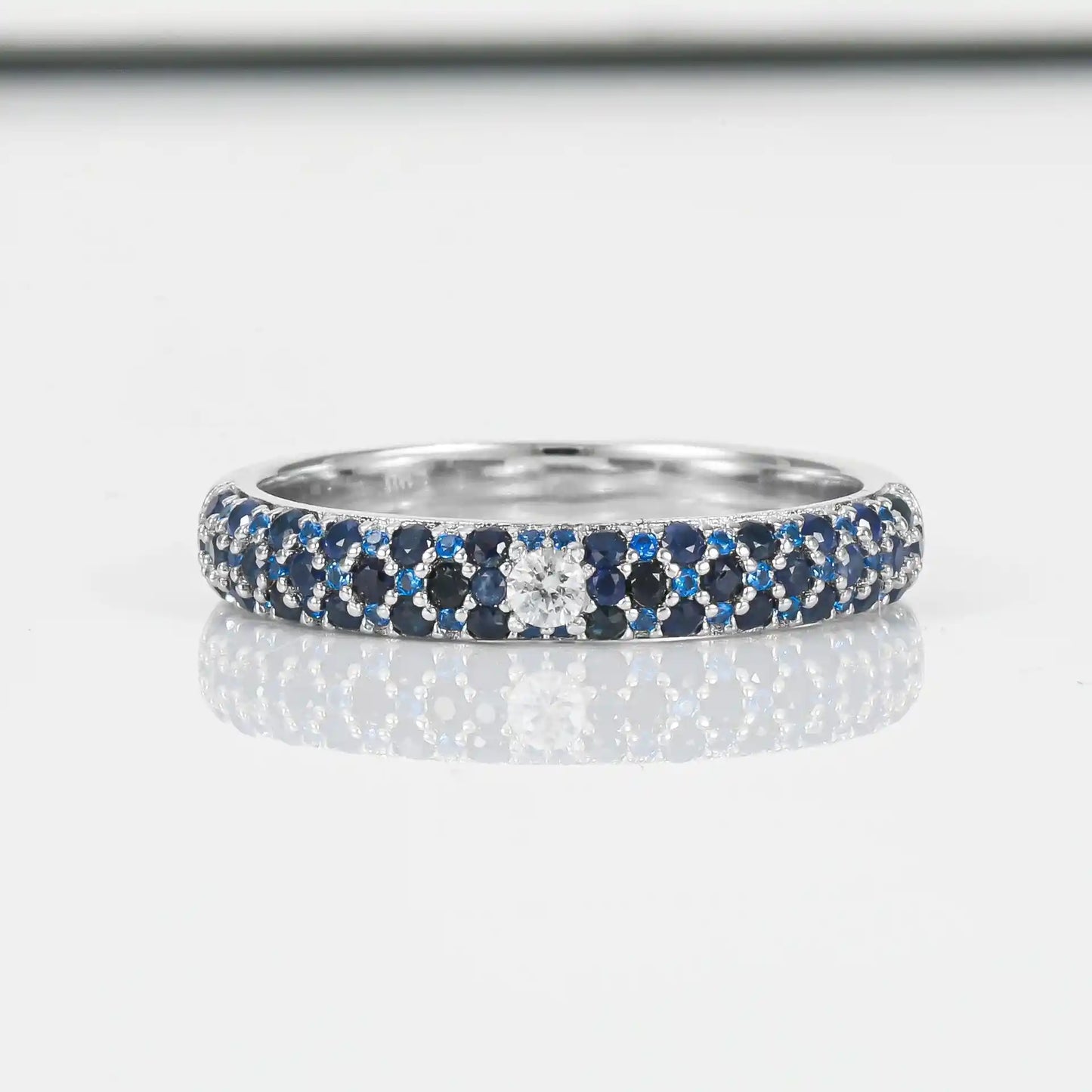 Round Engagement Ring 0.3ct 1.3mm 925 Silver Cultivated Gems