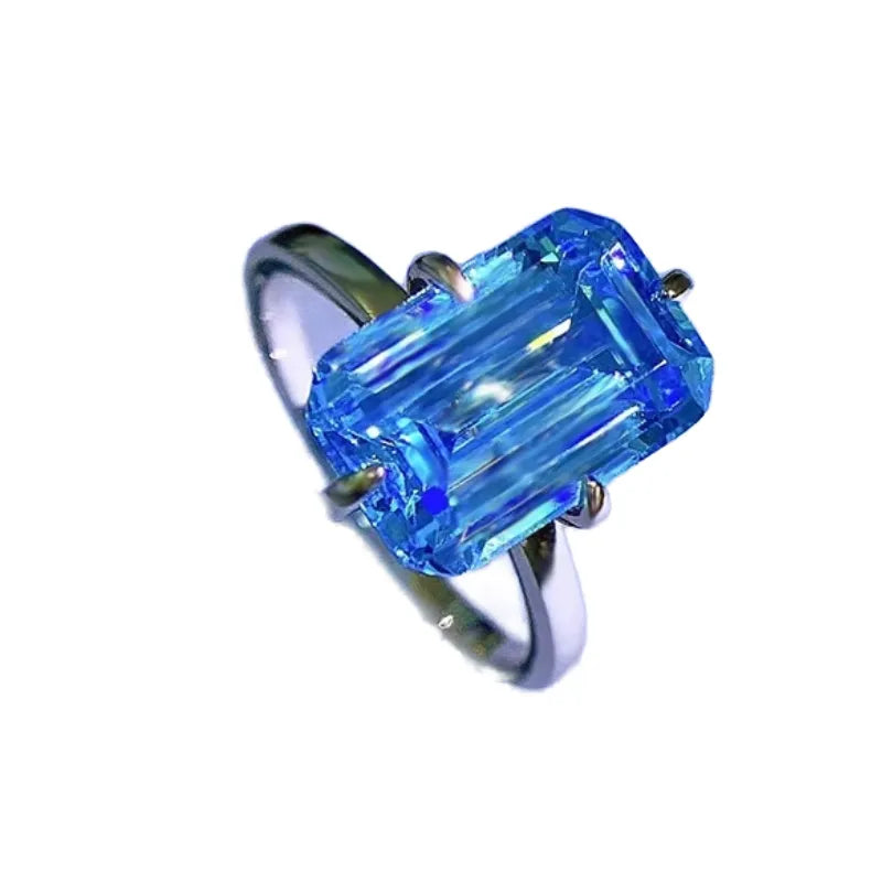 Emerald Engagement Ring 8*12 925 Silver High Carbon Diamond