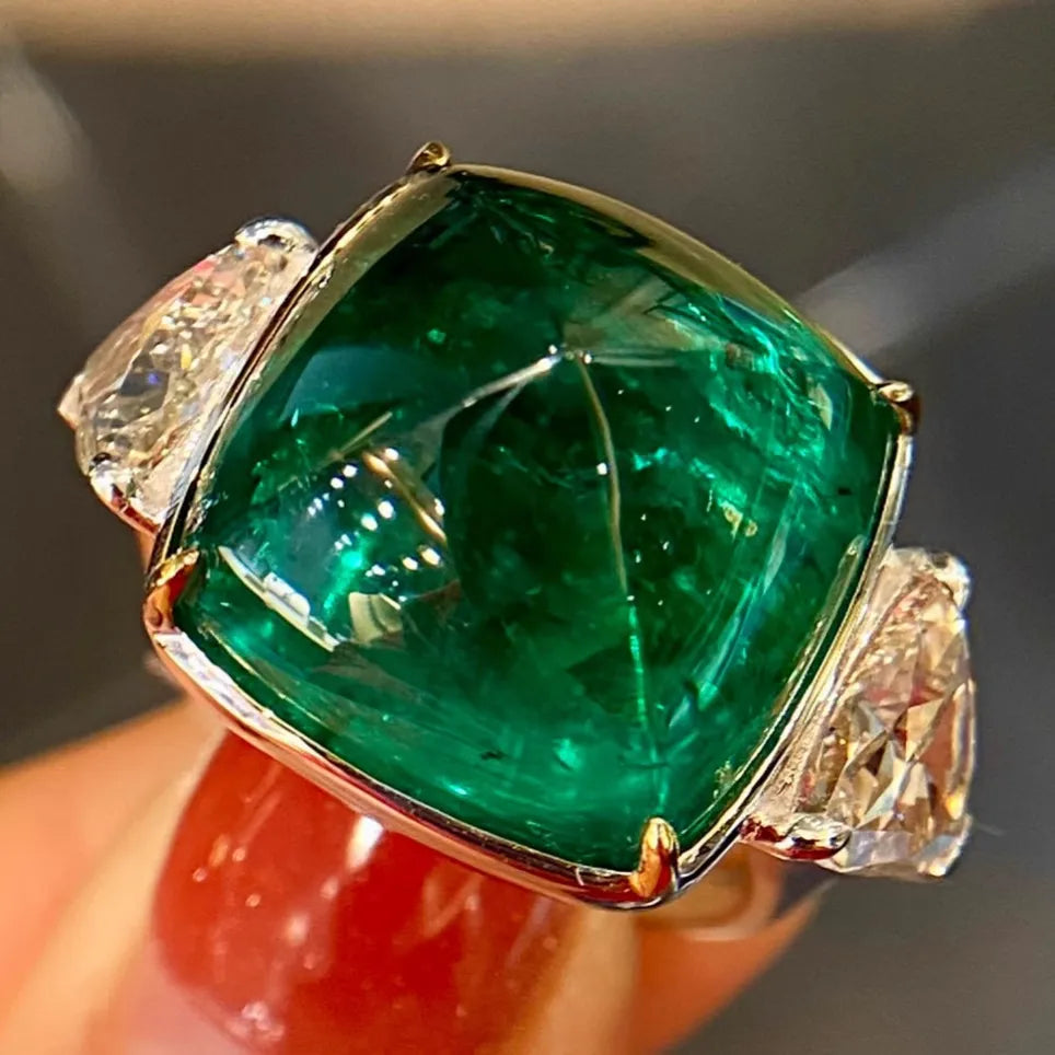 Engagement Ring 18K Gold 26.44ct Natural Emerald Ring