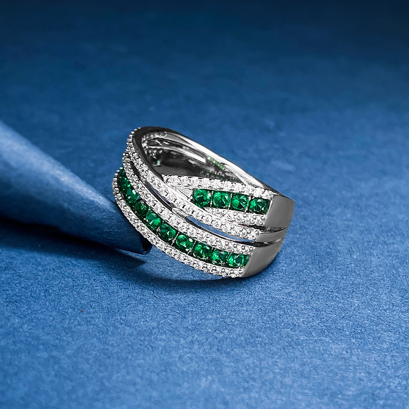 Round Engagement Ring 925 Silver Emerald Channel Setting