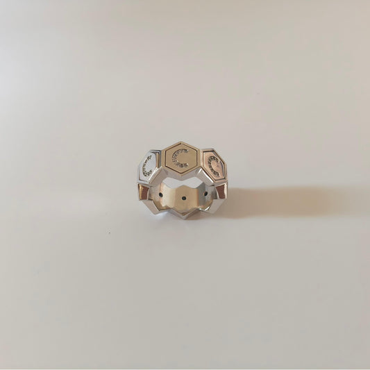 CharmPlay Ring:The Interactive Storyteller on Your Finger