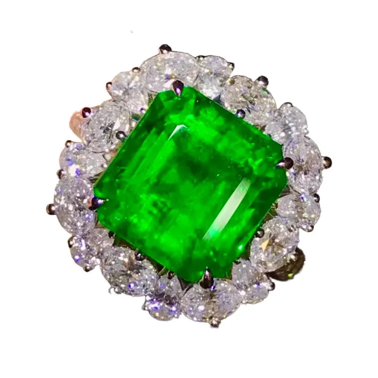 Engagement Ring 18K Gold 7.07ct Natural Emerald Ring