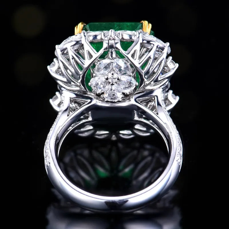 Engagement Ring 18K Gold 13.19ct Emerald Ring
