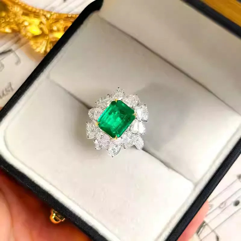 Engagement Ring 18K Gold 3.47ct Natural Colombian Muzo Emerald Ring