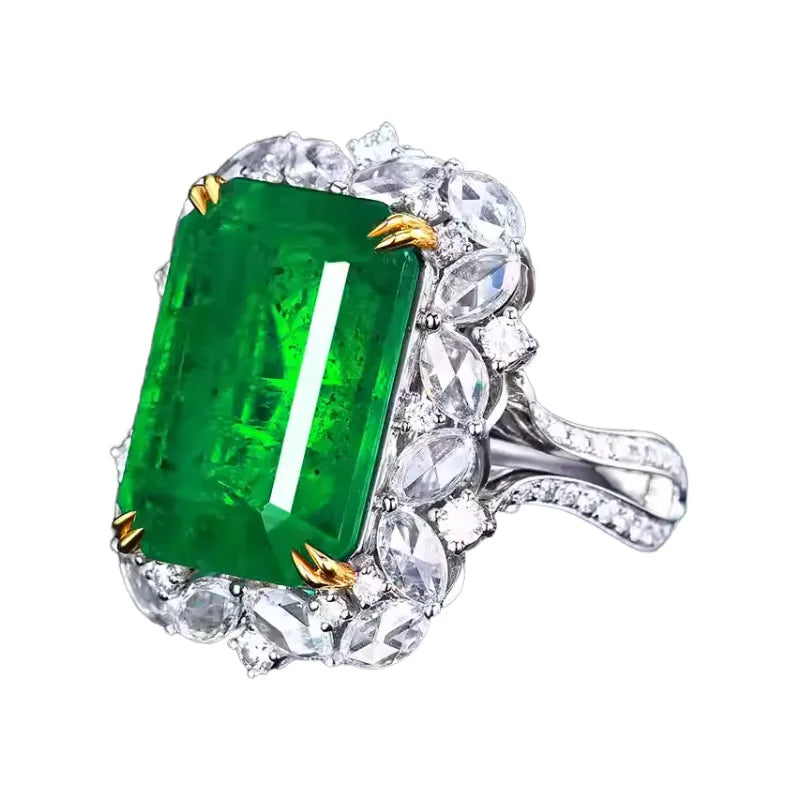 Engagement Ring 18K Gold 13.19ct Emerald Ring