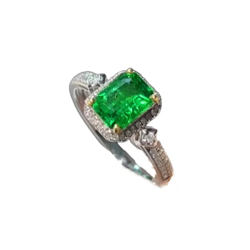 Engagement Ring 18K Gold 1.09ct Emerald Ring