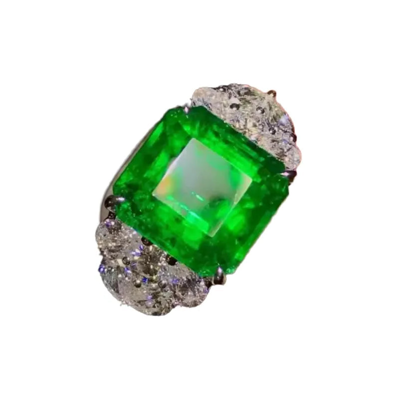 Engagement Ring 18K Gold 4.7ct Natural Walton Green Emerald Ring