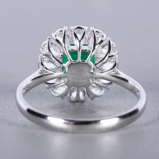 Engagement Ring 18K Gold 0.92ct Natural Emerald Ring