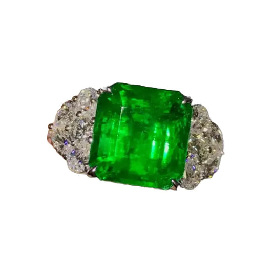 Engagement Ring 18K Gold 4.7ct Natural Walton Green Emerald Ring