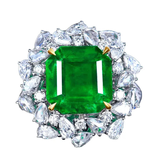 Engagement Ring18K Gold 8.1ct Colombian Emerald Ring