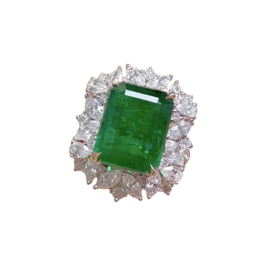 Engagement Ring 18K Gold 8.76ct Natural Emerald Ring