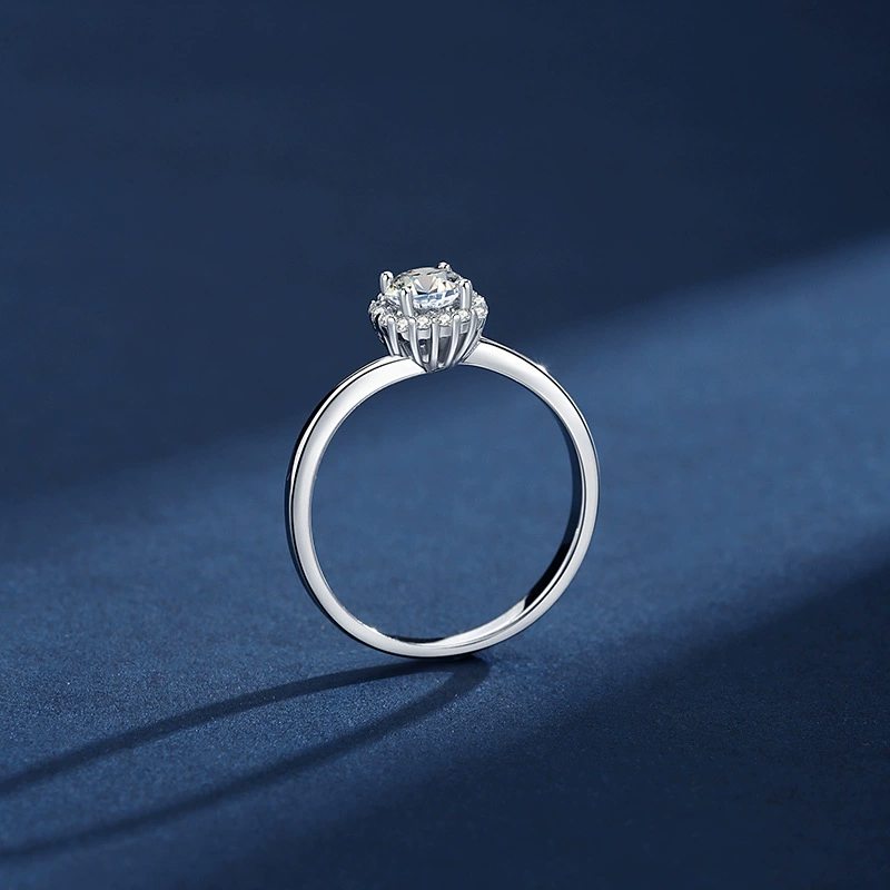 Round Engagement Ring 0.5ct 5mm 925 Silver Moissanite
