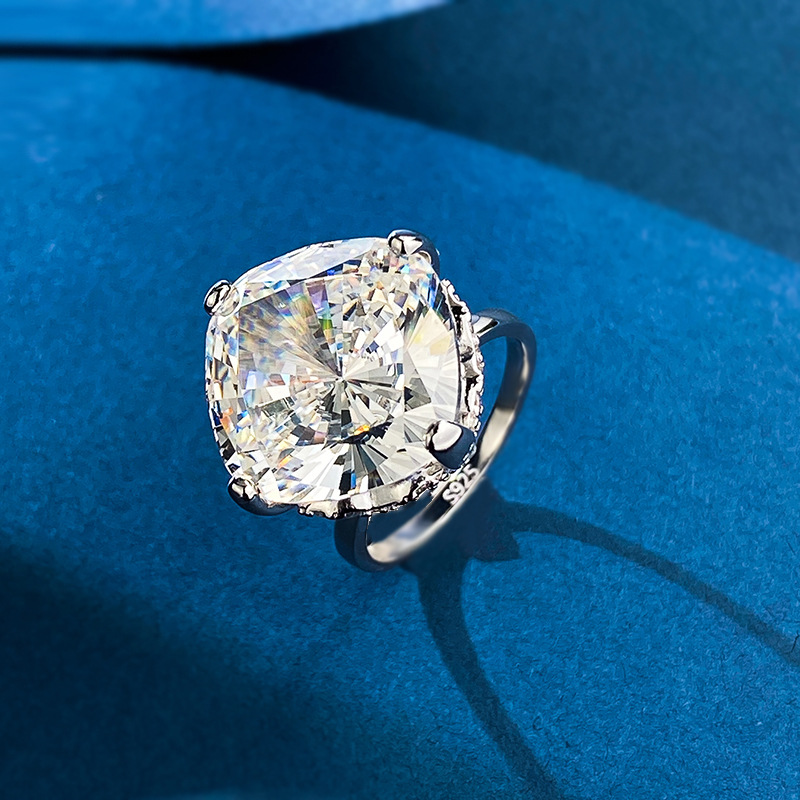 Cushion Engagement Ring 15*15 925 Silver High Carbon Diamond
