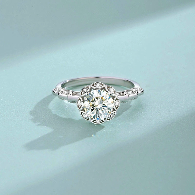 Round Engagement Ring 1ct 6.5mm 925 Silver Moissanite