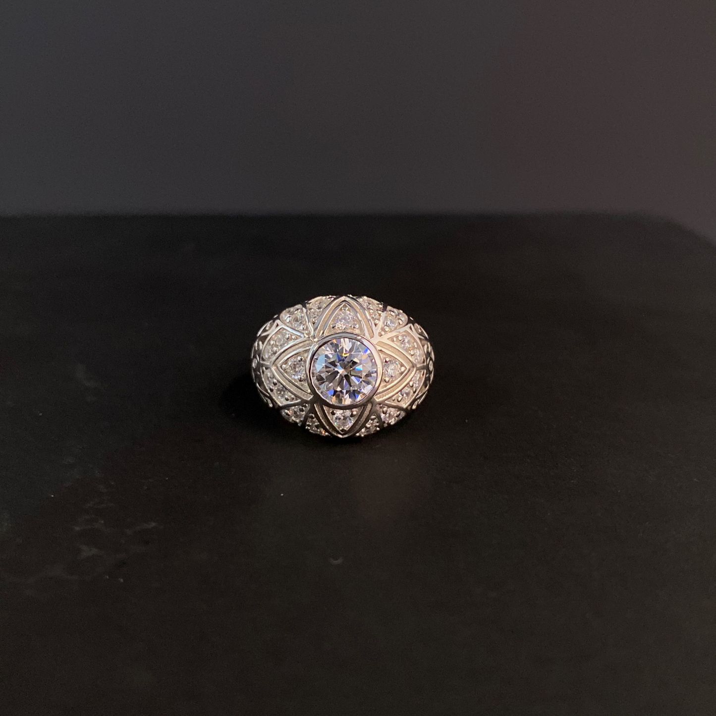 Round Engagement Ring 925 Silver High Carbon Diamond