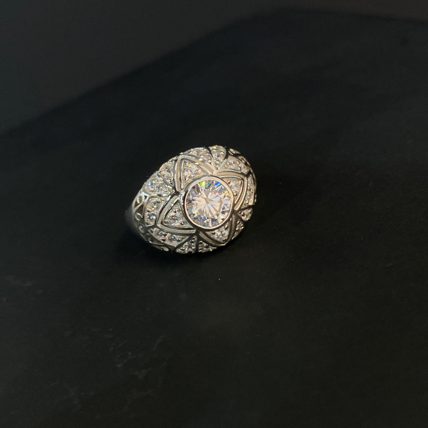 Round Engagement Ring 925 Silver High Carbon Diamond