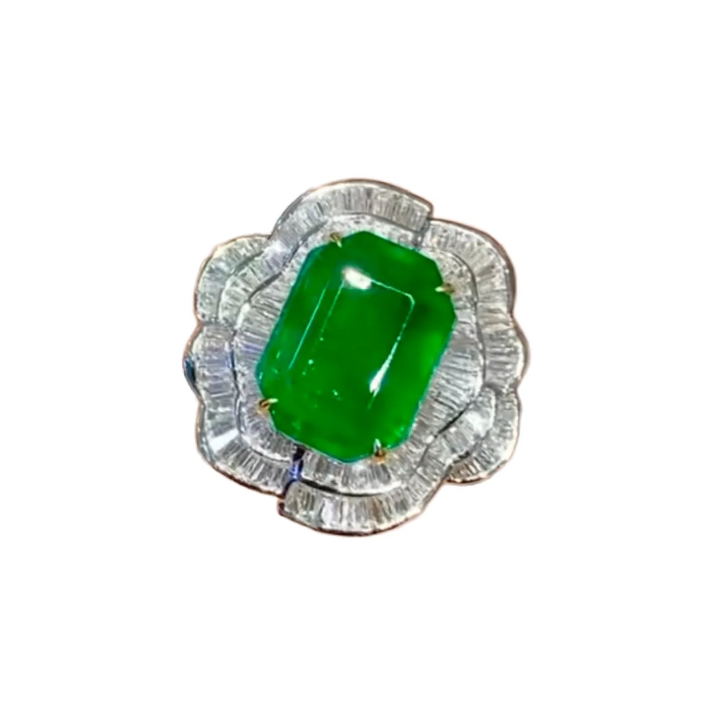 18K Gold 4.8ct Swat High-Quality Emerald Ring
