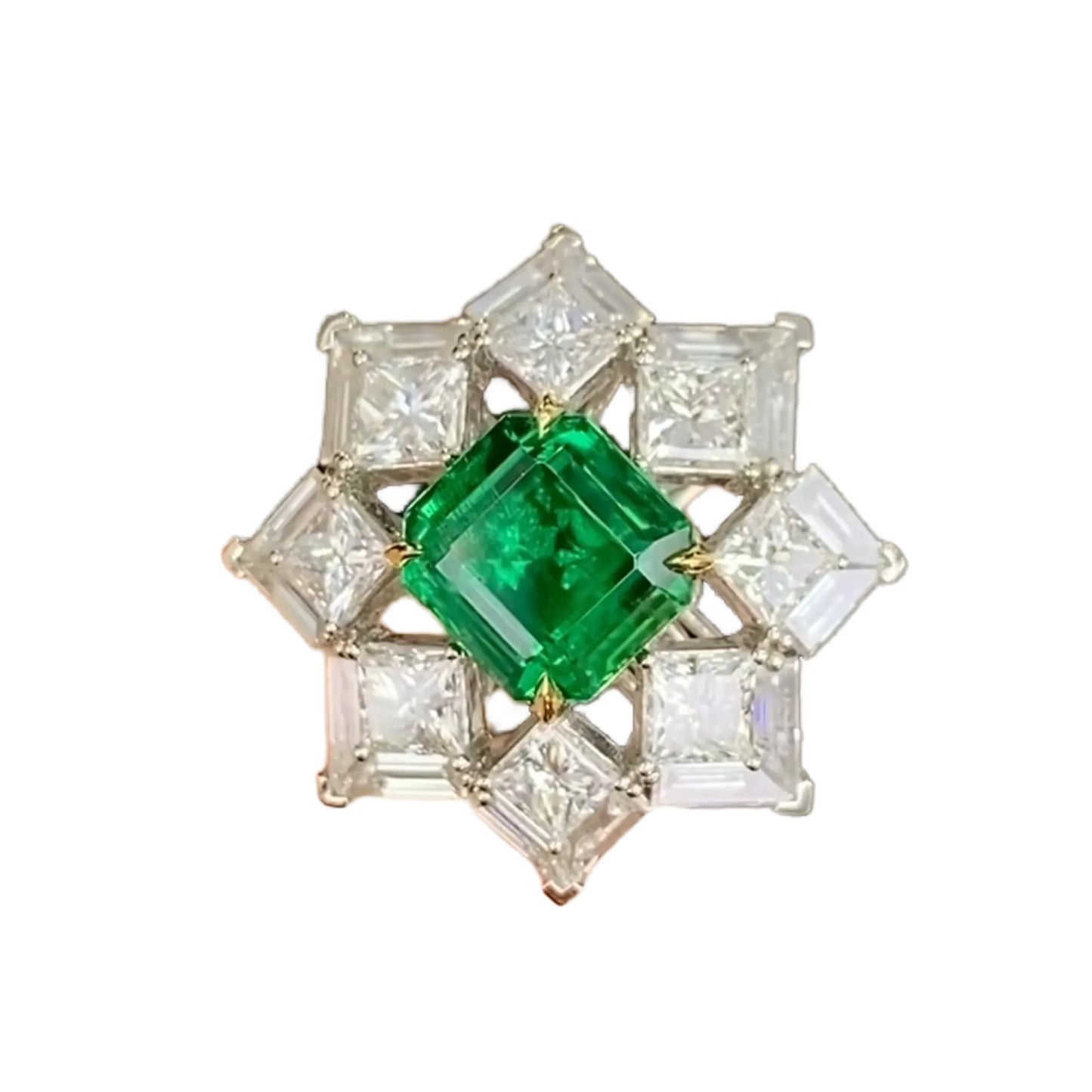 18K Gold 3.26ct Emerald Ring with 3.868ct Diamonds – GUILD Certification