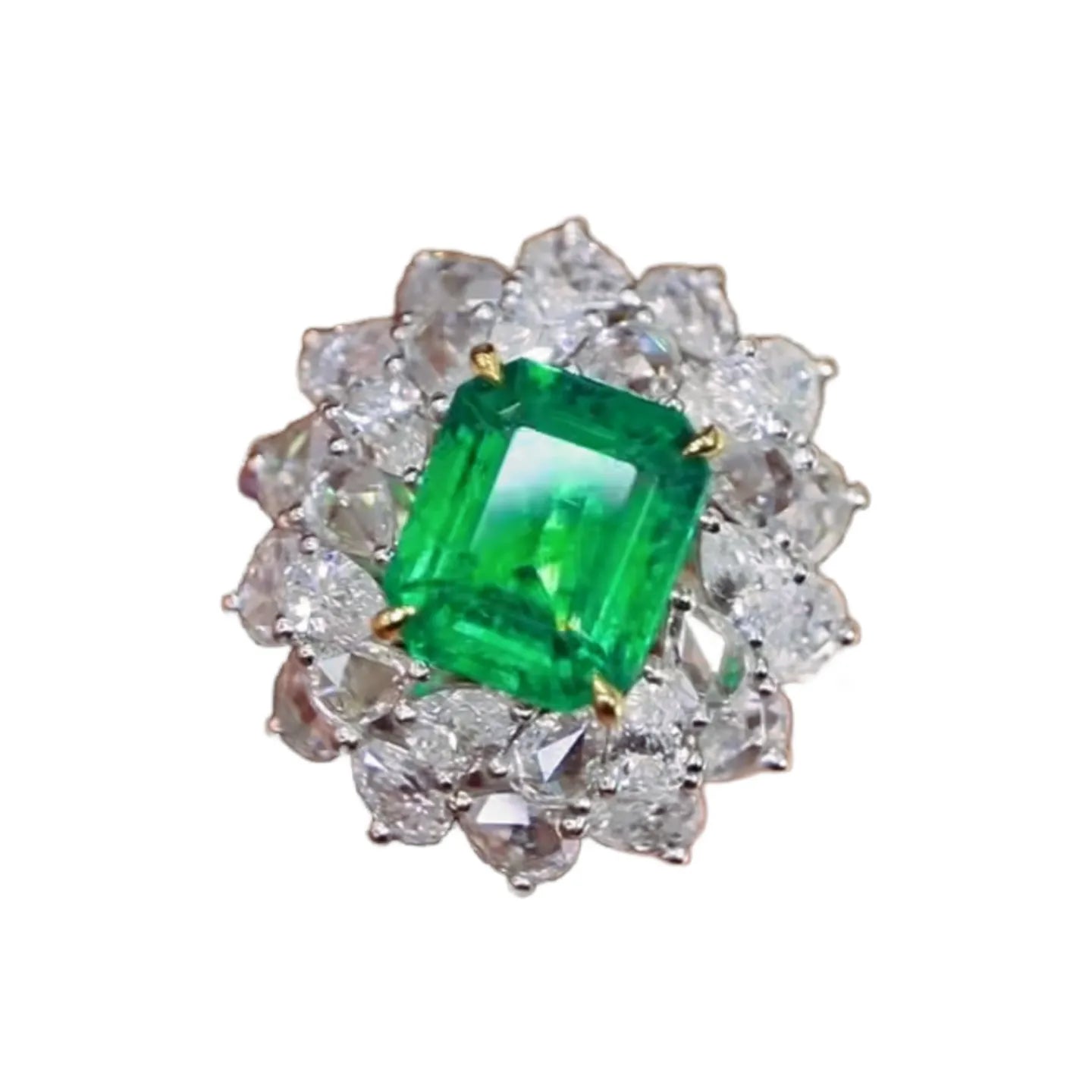18K Gold 1.65ct Glassy Clarity Natural Emerald Ring