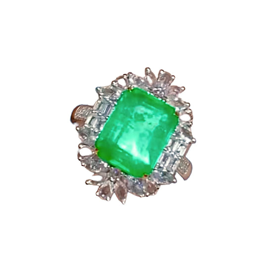 18K Gold 3.95ct Swat Emerald Ring With Vivid Green