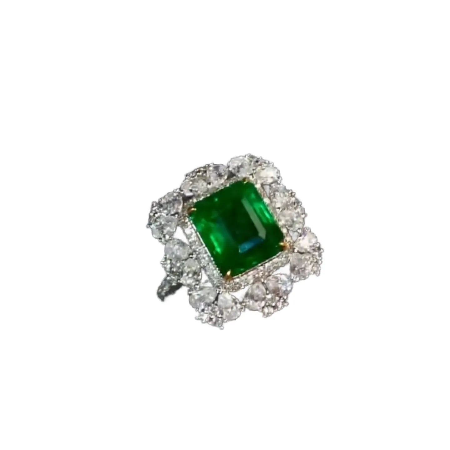 18K Gold 3.36ct Emerald Ring Vibrant Color