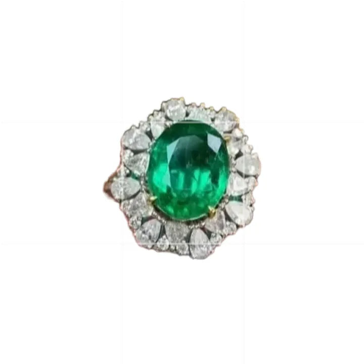 3.55ct Emerald Ring/Pendant Dual-Use Design with Diamonds