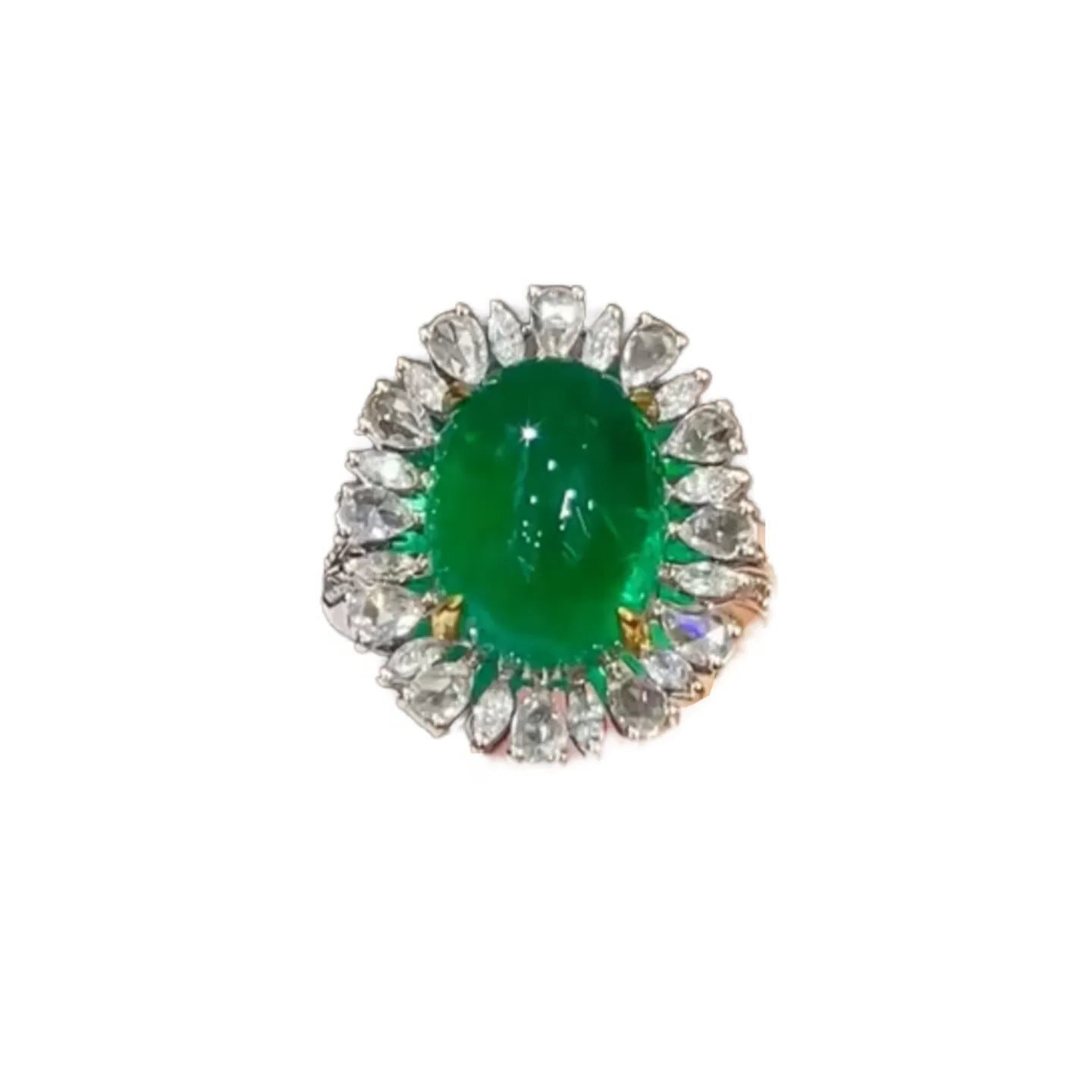 18K Gold 7.36ct Emerald Ring and Pendant Dual-Use Design with Diamonds