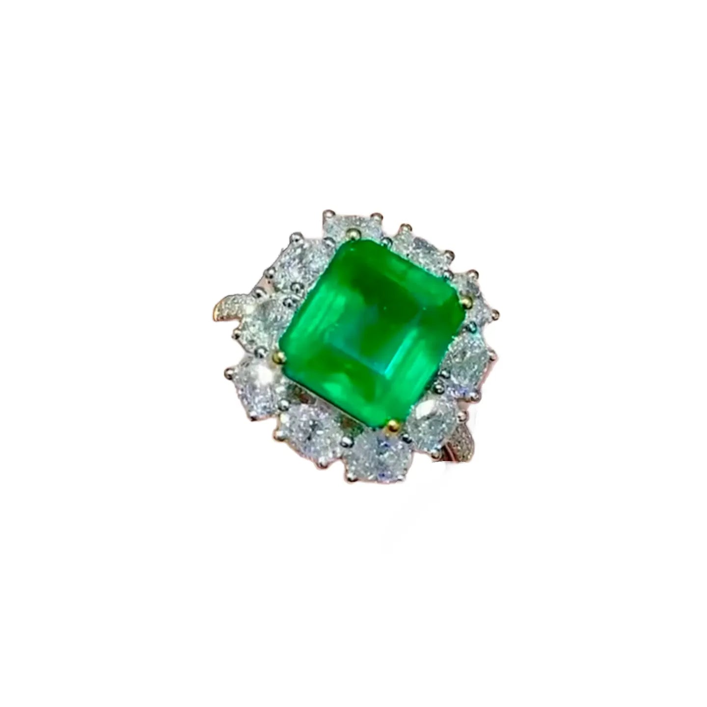 18K Gold 3.42ct Premium Warton Green Emerald Ring