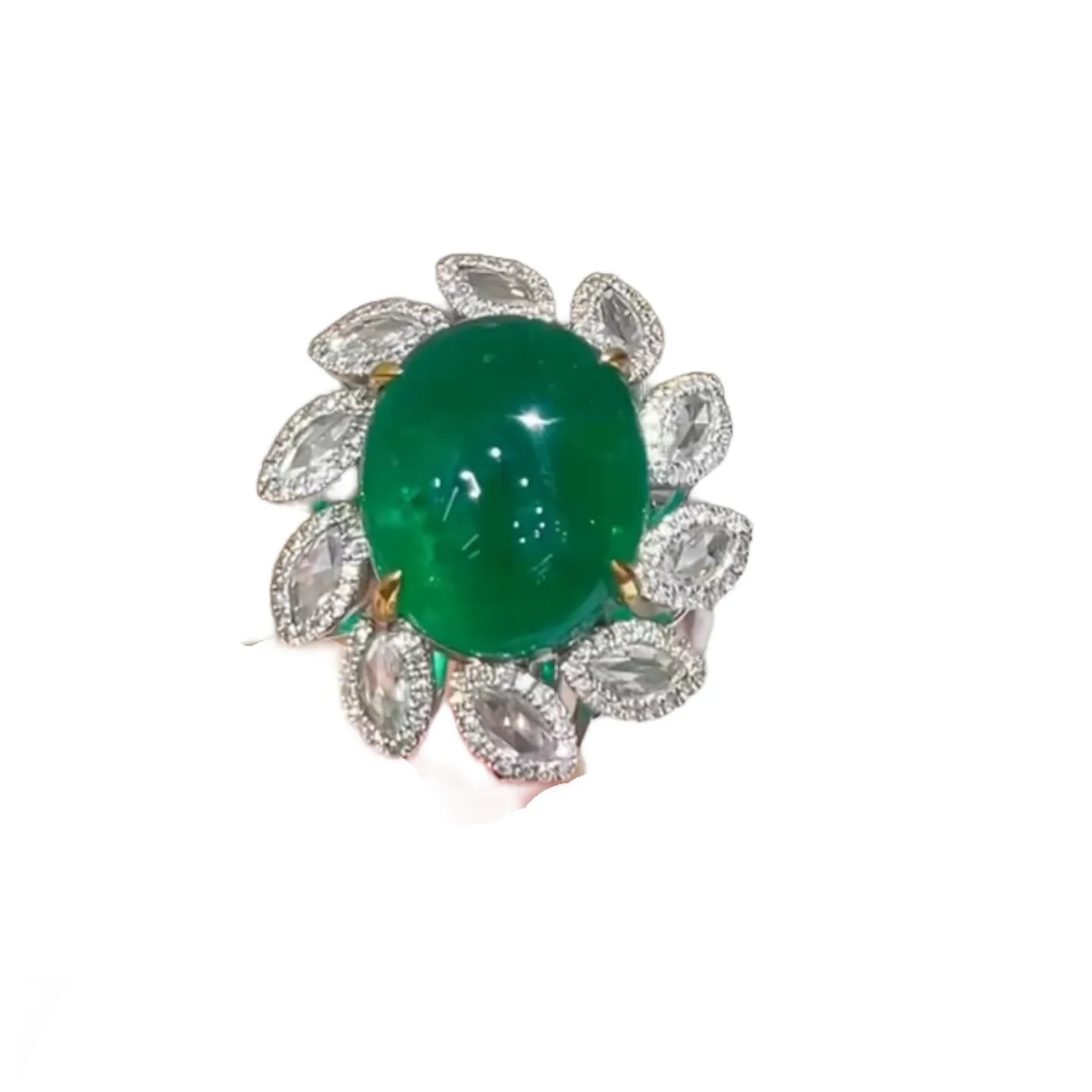 18K Gold 11.82ct Emerald Ring with 1.403ct Diamonds – GUILD Certification
