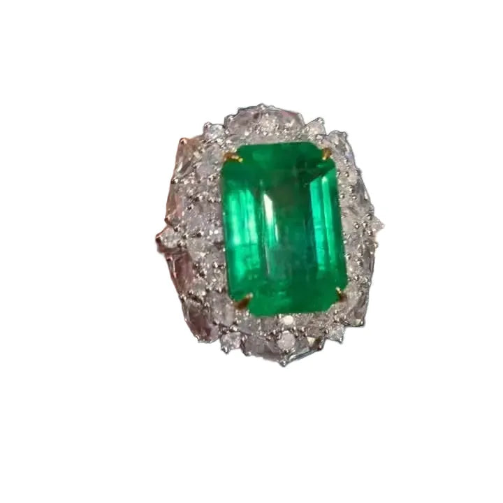 9.5ct Glassy Emerald Pendant & Ring Dual-Use Design in 18K Gold