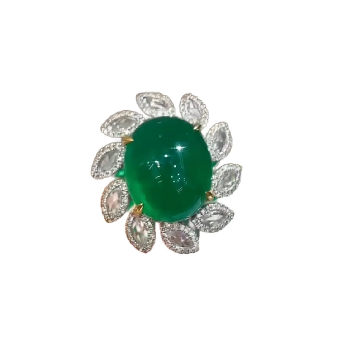 18K Gold 11.82ct Emerald Ring with 1.403ct Diamonds – GUILD Certification