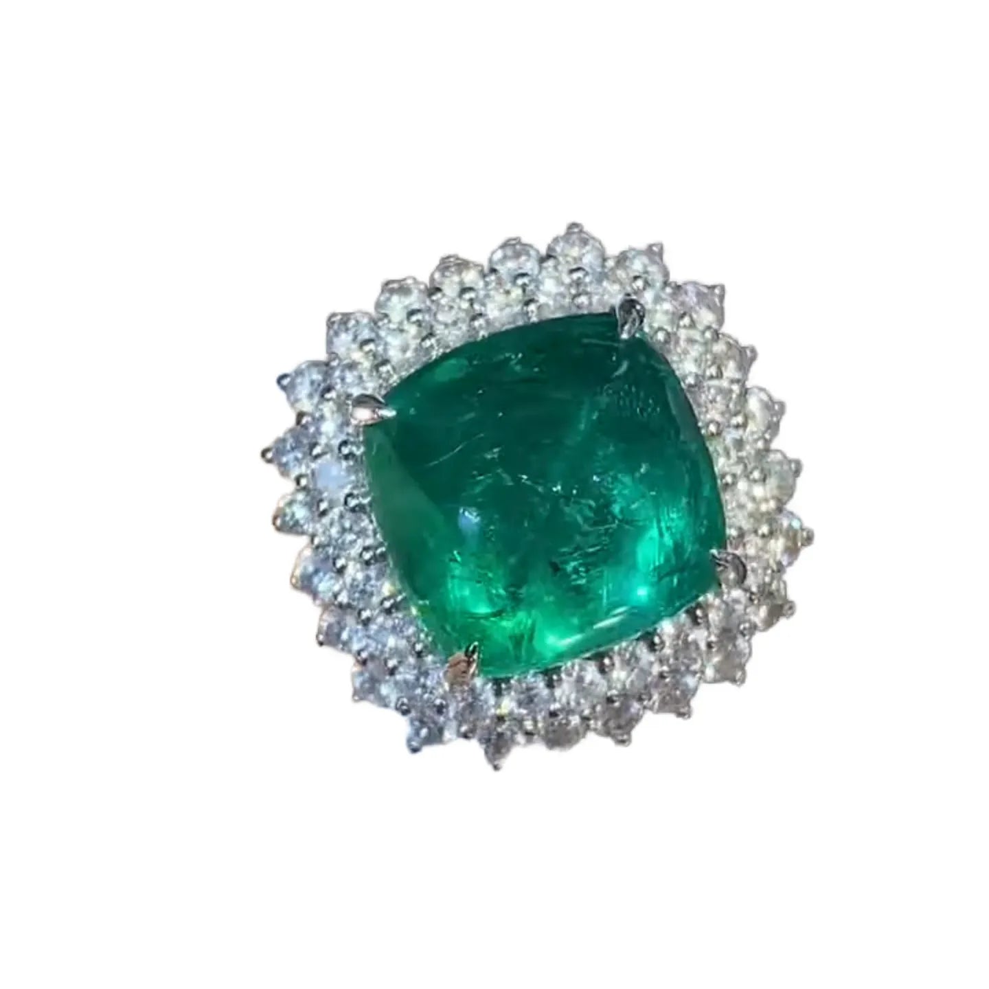 18K Gold 7.15ct Large Sugarloaf Emerald Ring