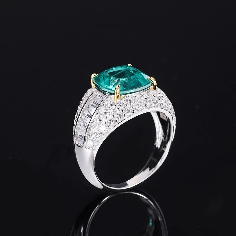 Cushion Engagement Ring 10*10 925 Silver Emerald