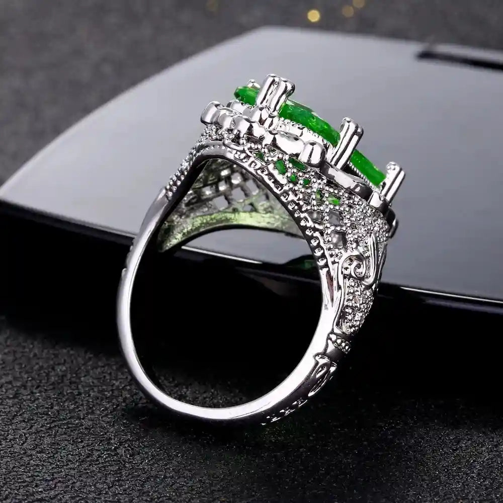 Emerald Engagement Ring 10*20 925 Silver Topaz