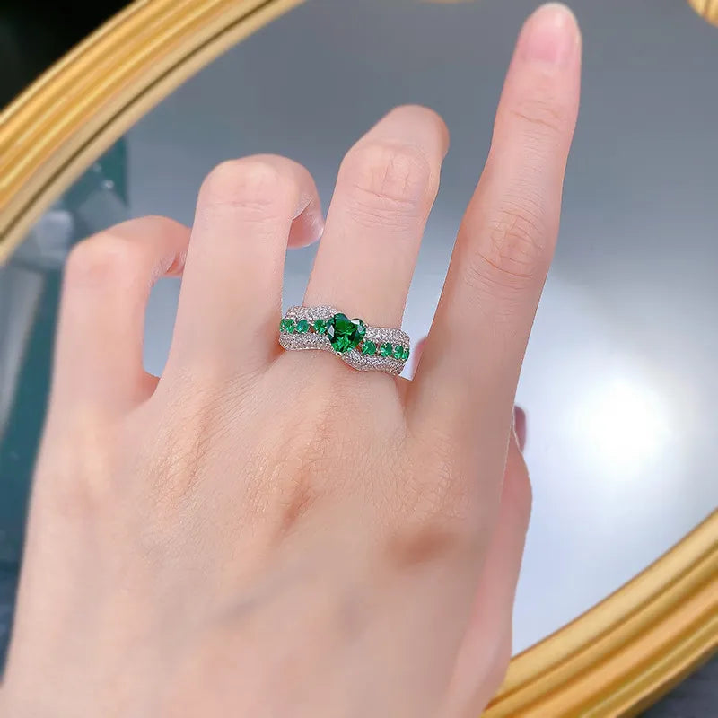 Heart Engagement Ring 6*6mm 925 Silver Emerald