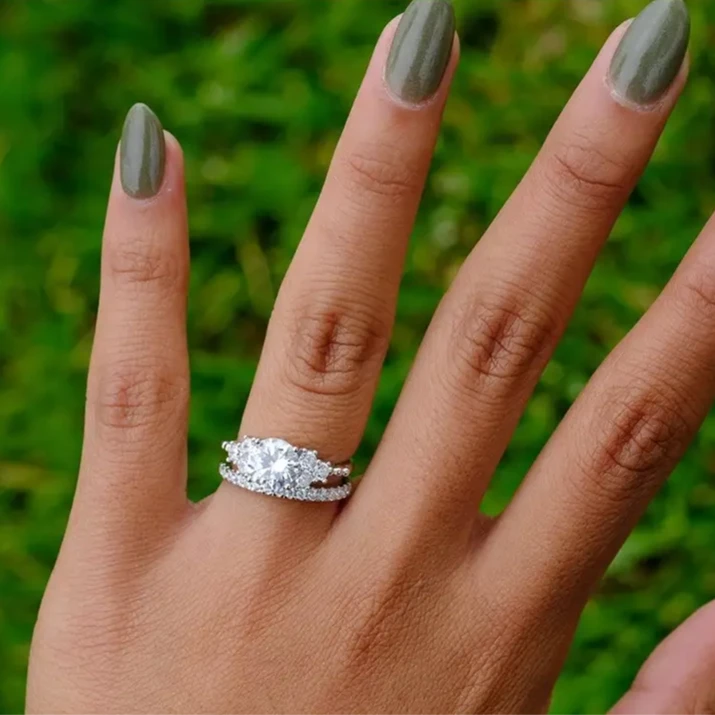 Round Engagement Ring 7.5mm 925 Silver Zircon