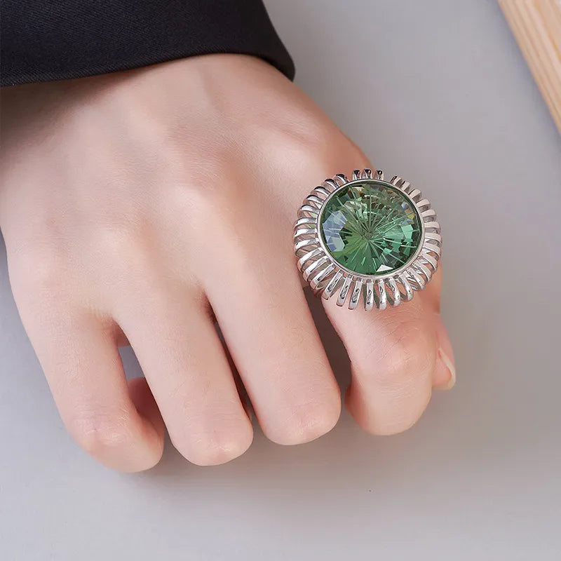 Round Engagement Ring 5*5mm 925 Silver Synthetic Green Crystal