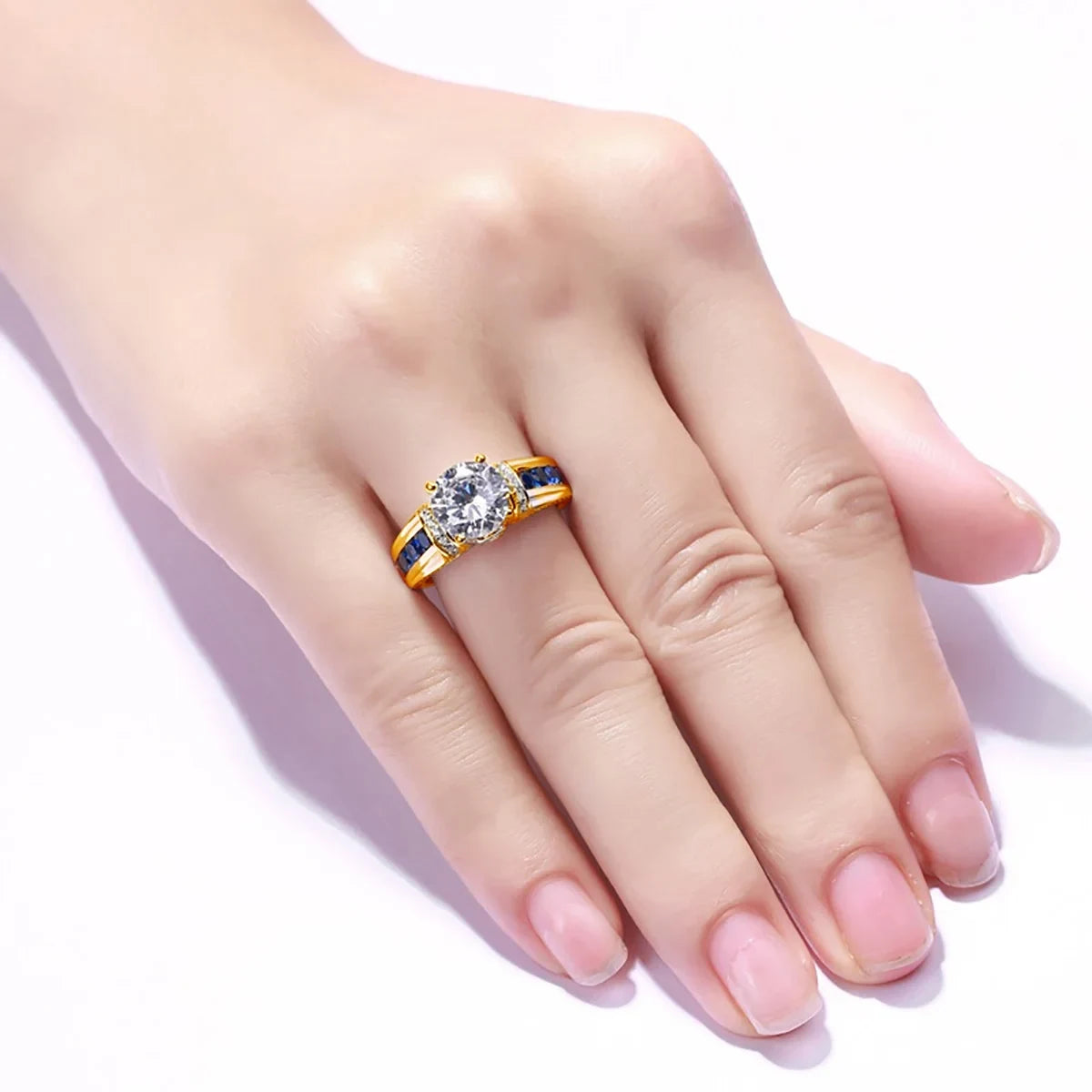 Round Engagement Ring 2ct 8*8 925 Silver Moissanite