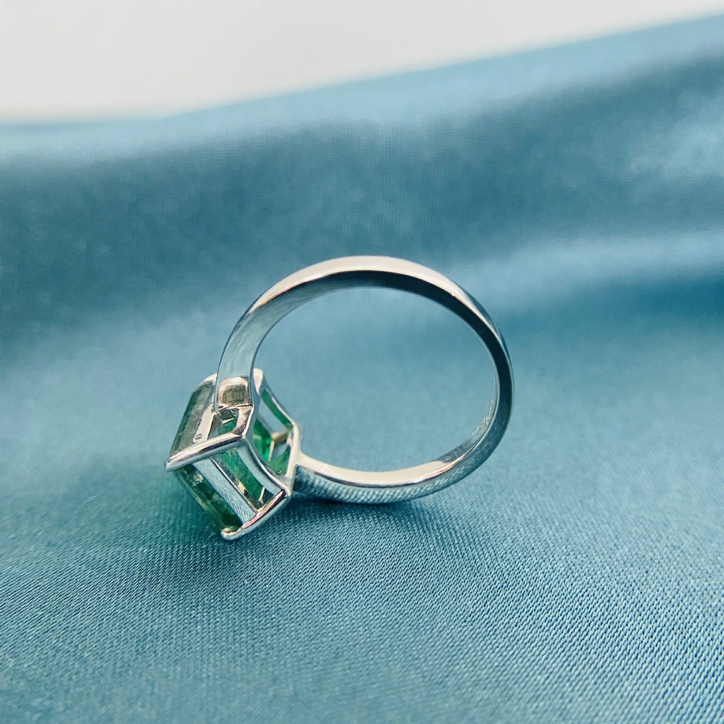 Emerald Engagement Ring 4ct 925 Silver Synthetic Emerald