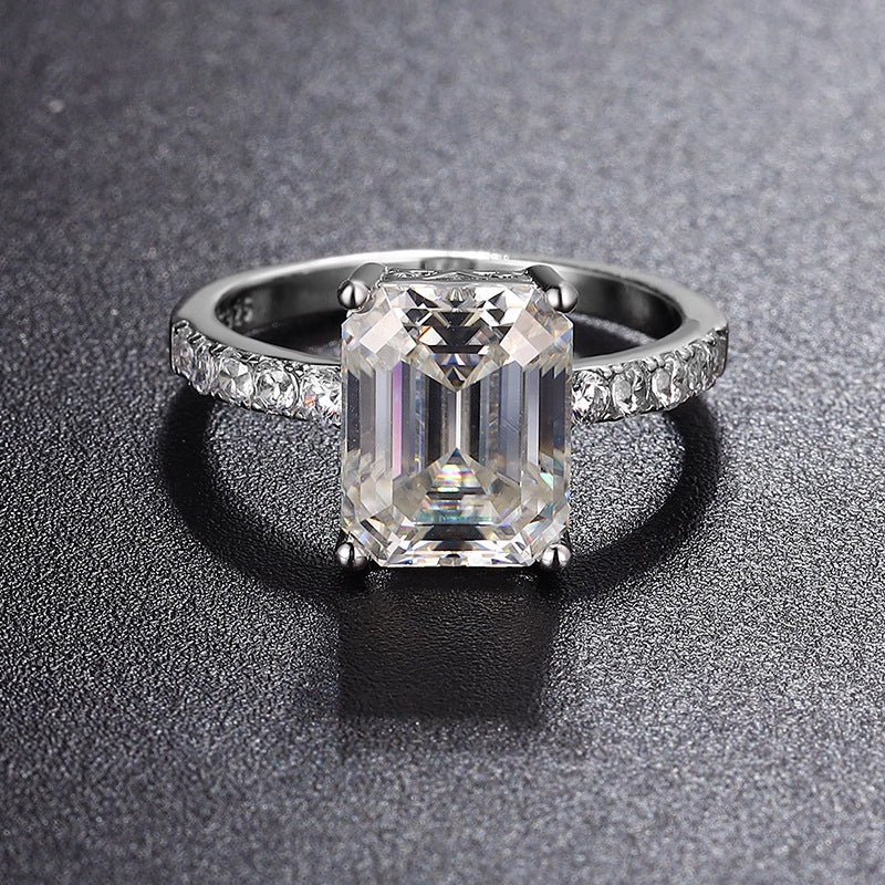 Emerald Engagement Ring 4ct 8*10 925 Silver Moissanite