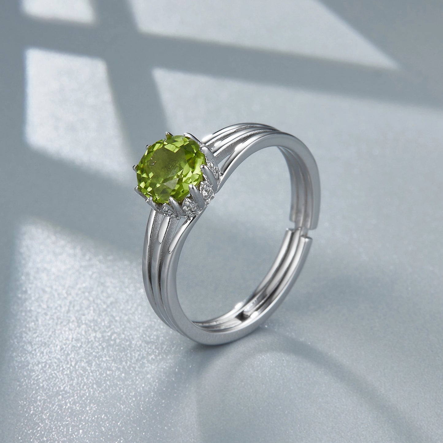 Round Engagement Ring 925 Silver Peridot Open Ring