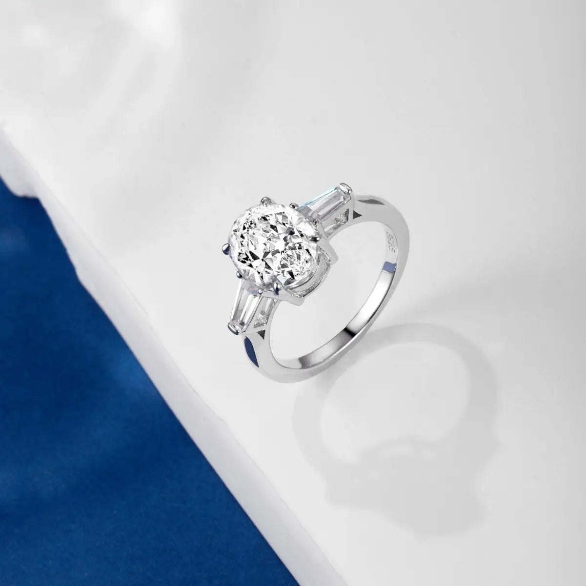 Oval Engagement Ring 925 Silver High Carbon Diamond