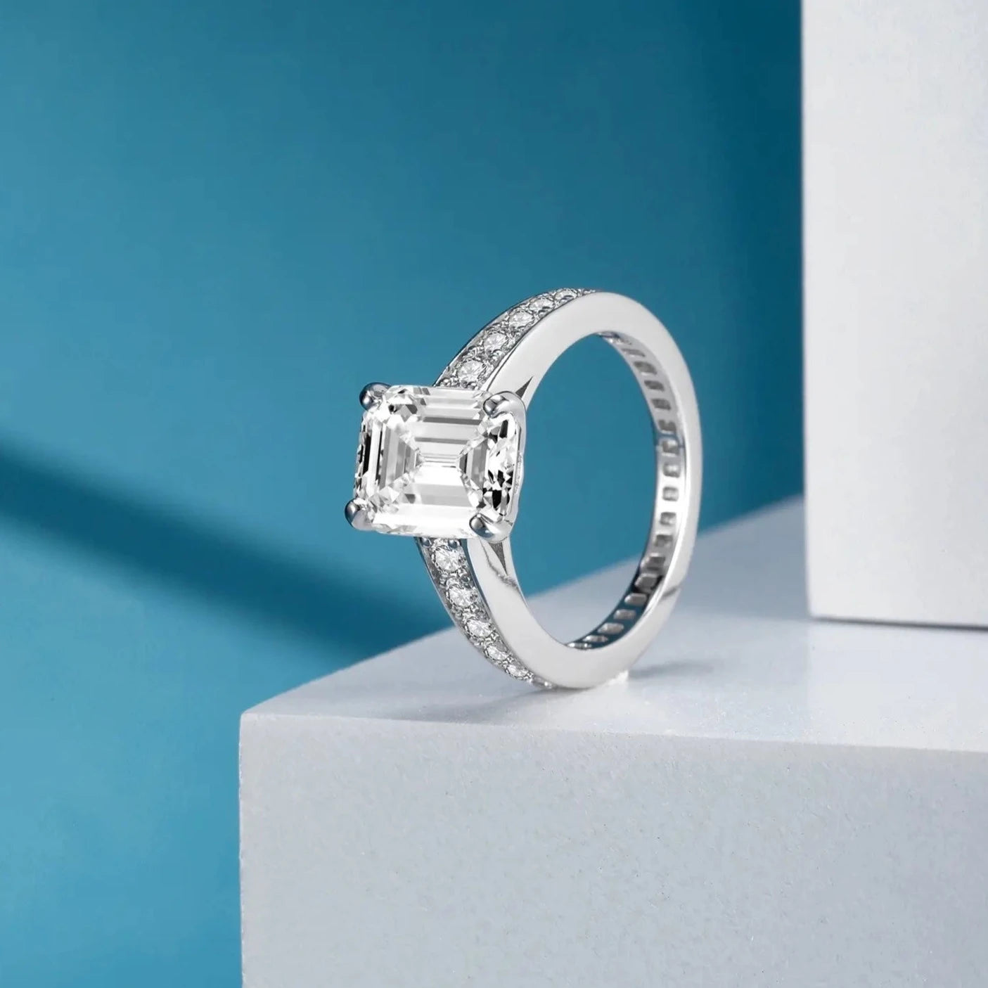 Emerald Engagement Ring 925 Silver High Carbon Diamond