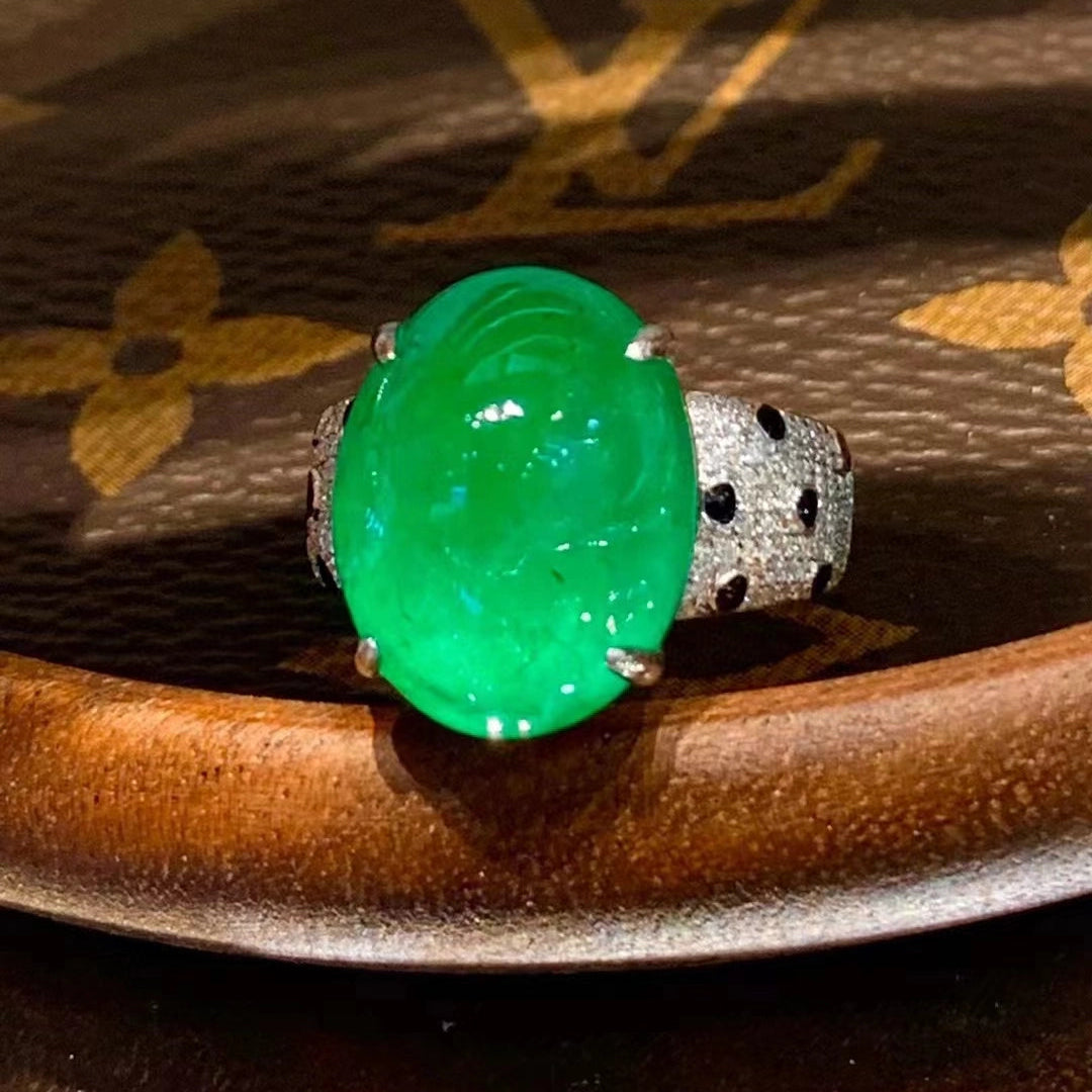 Oval Engagement Ring 18K Gold 11.2ct Natural Emerald Ring