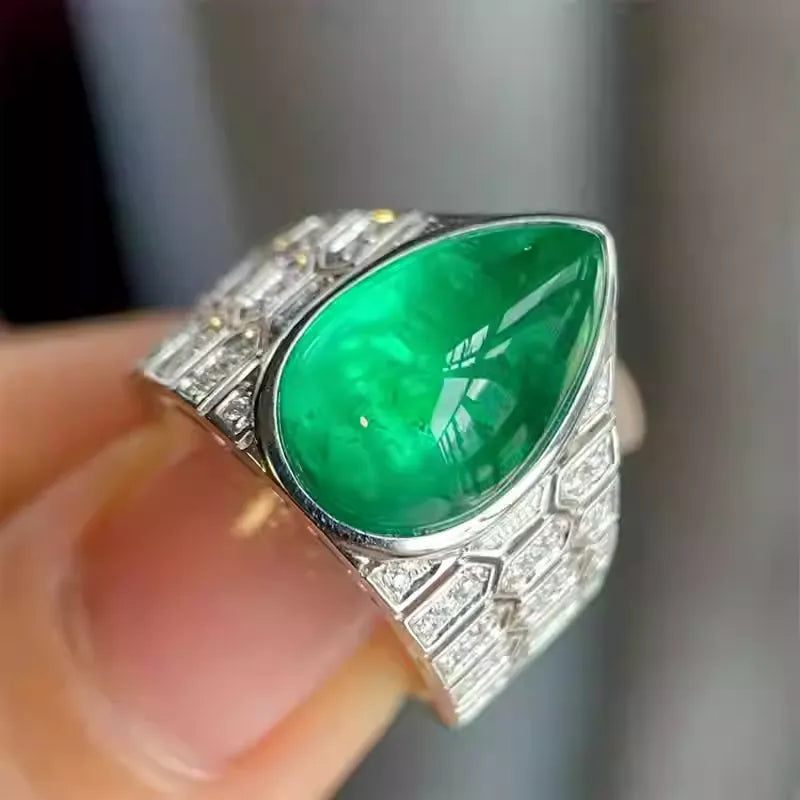 Engagement Ring 18K Gold 7.66ct Cabochon Pear-Shaped Emerald Ring