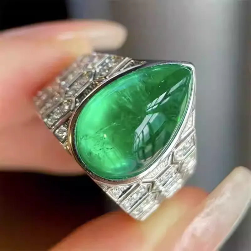 Engagement Ring 18K Gold 7.66ct Cabochon Pear-Shaped Emerald Ring