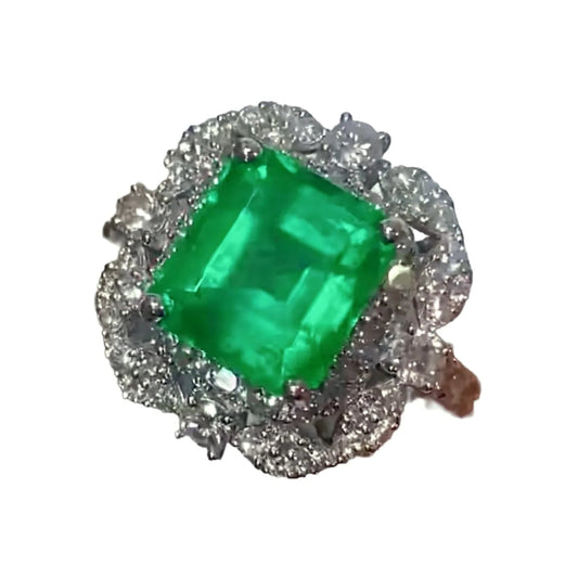 18K Gold 2.87ct Colombian Emerald Ring With Vivid Green