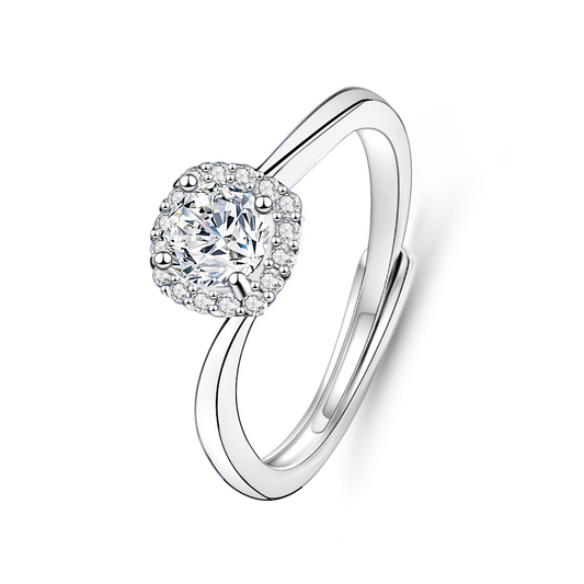 Round Engagement Ring 0.5ct 5mm 925 Silver Moissanite
