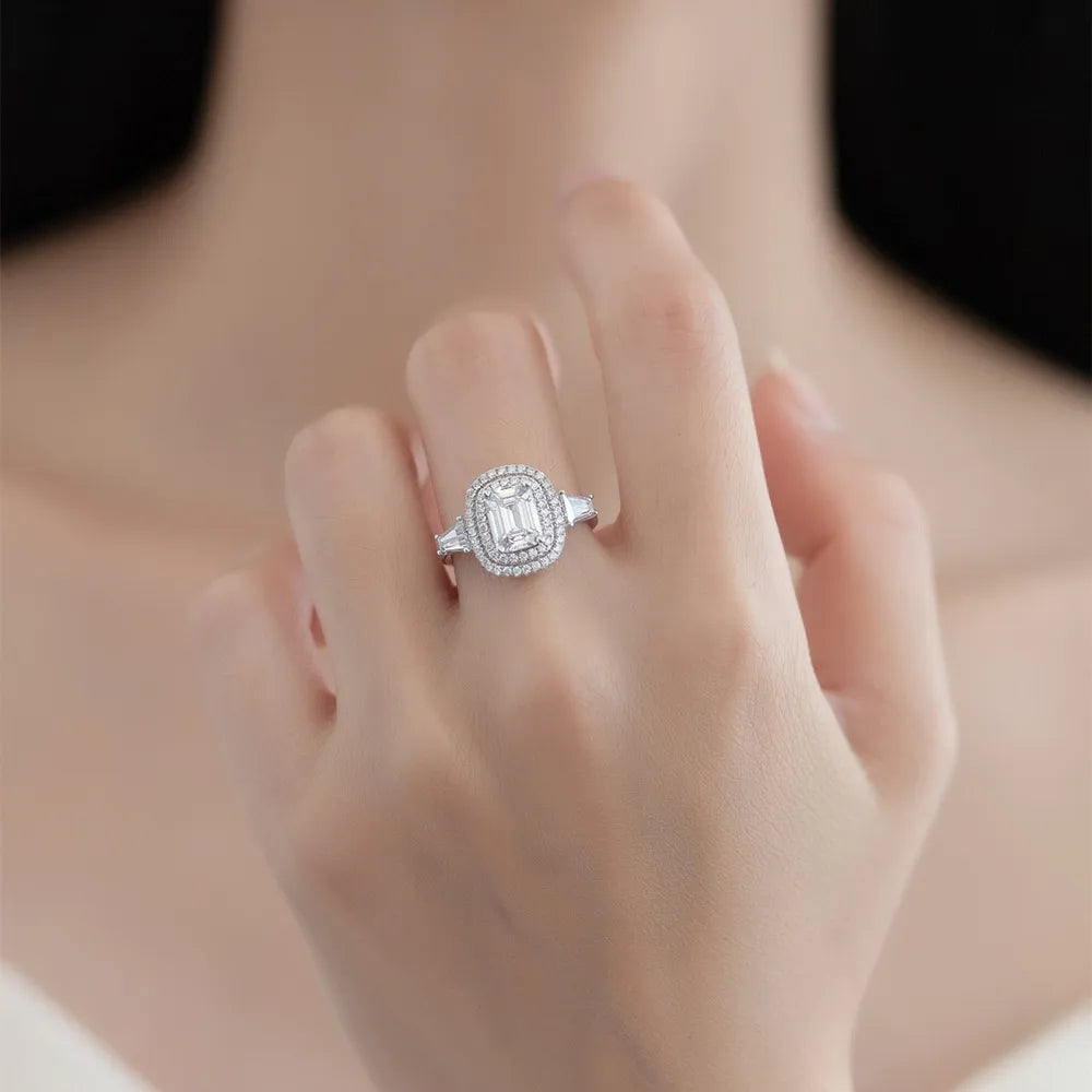 Emerald Engagement Ring 6*8 925 Silver Zircon